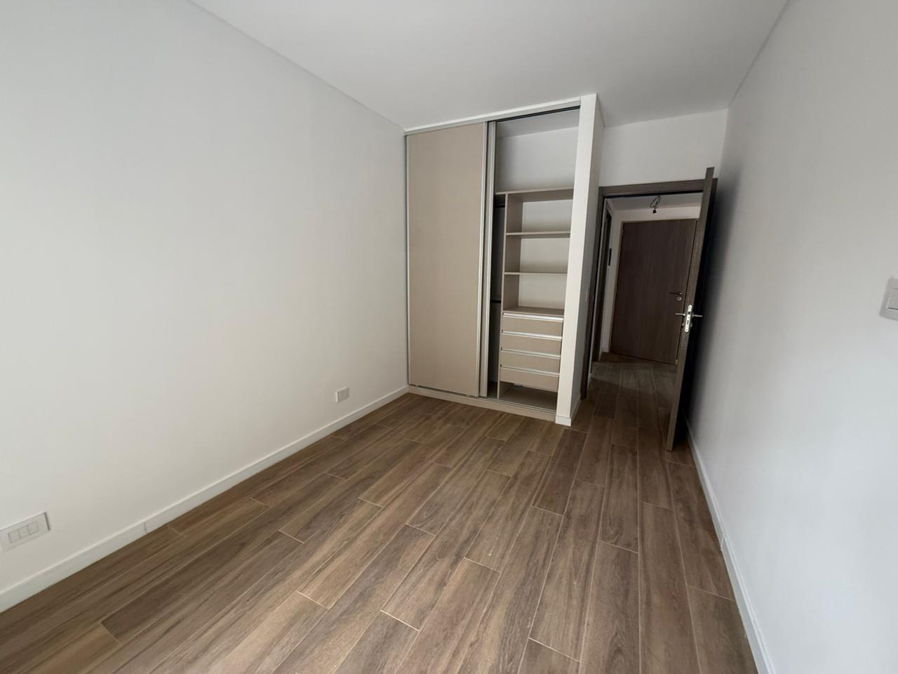 Foto de ALQUILER DEPARTAMENTO 2 AMBIENTES CON PATIO EN NUÑEZ, imagen 5