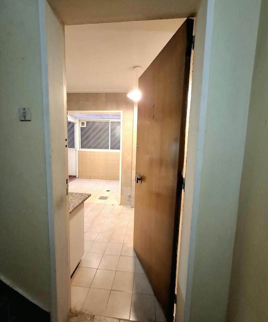 Foto de ALQUILER DEPARTAMENTO 3 AMBIENTES EN BELGRANO, imagen 4