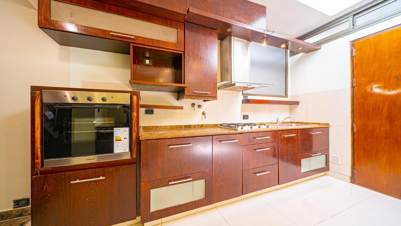 Foto de VENTA PH 5 AMBIENTES TERRAZA PARRILLA SIN EXPENSAS DEVOTO, imagen 4