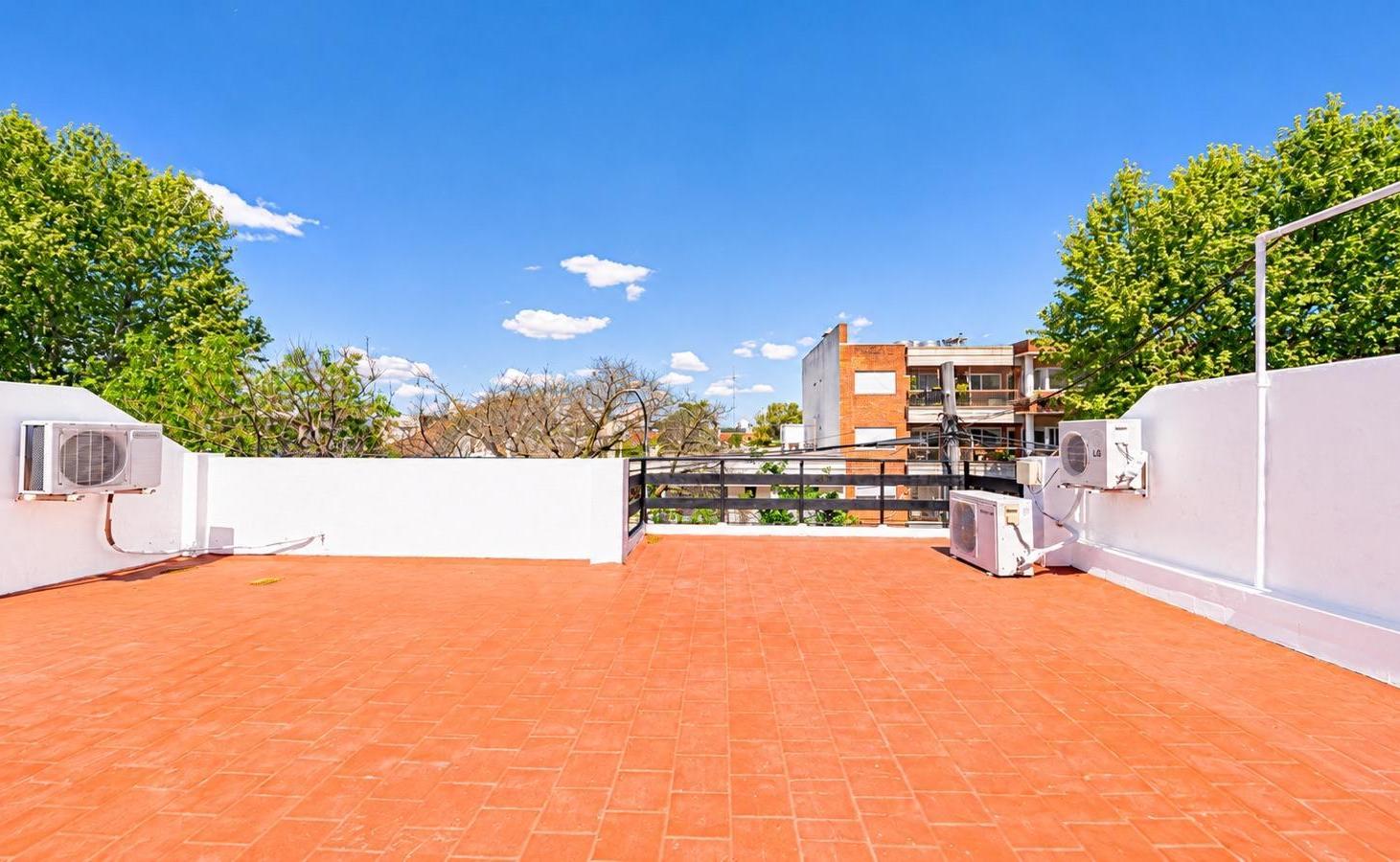 Foto de VENTA PH 5 AMBIENTES TERRAZA PARRILLA SIN EXPENSAS DEVOTO, imagen 3