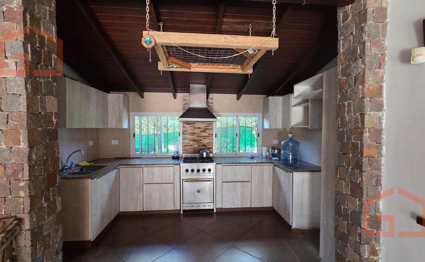 Foto de Se alquila Casa de 4 ambientes en Villa Udaondo, Parque leloir, imagen 5