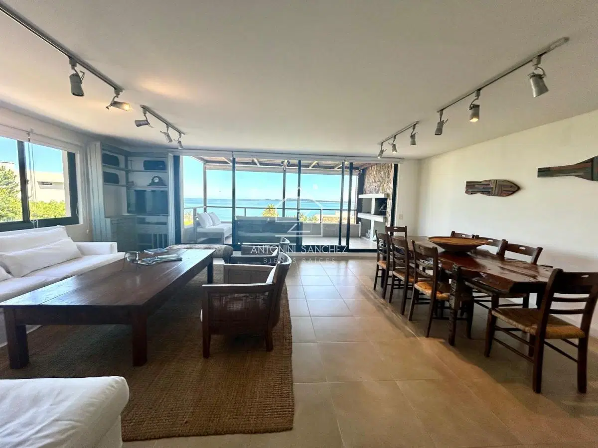 Venta y alquiler 4 dormitorios y 3 baños 2