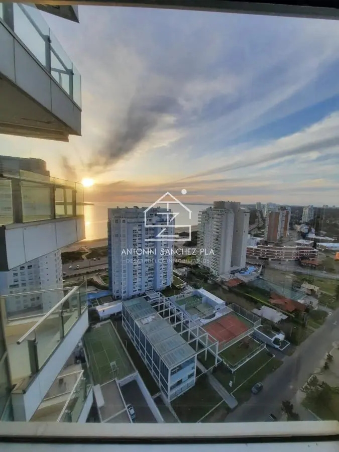 Venta Apartamento 3 Dormitorios Zona Enjoy Punta Del Este 4