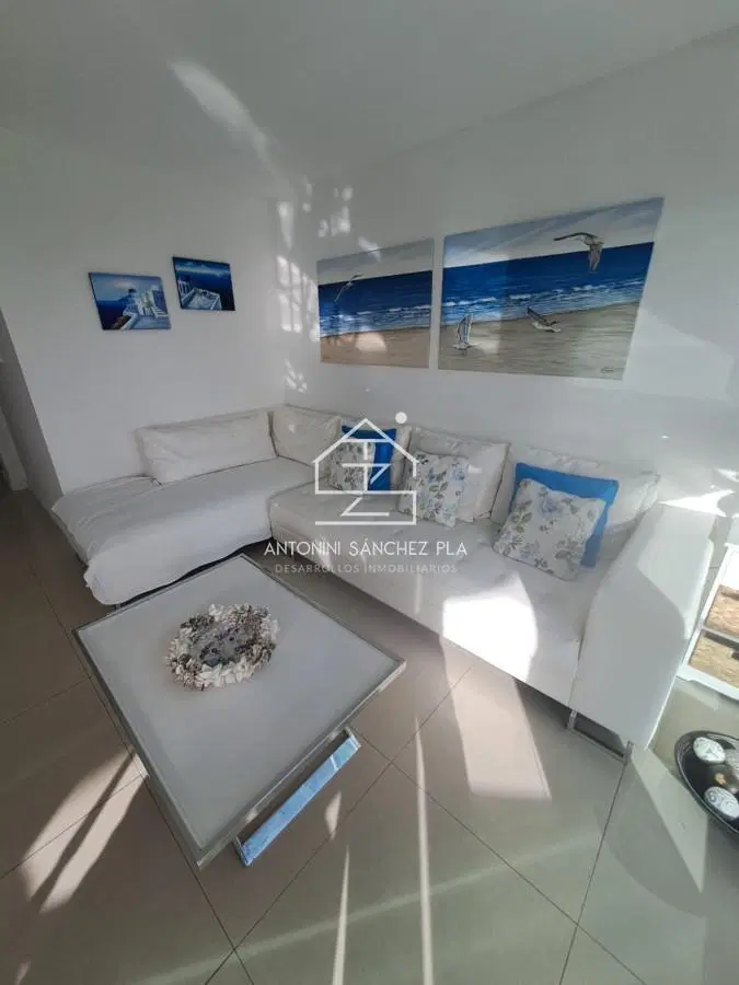 Apartamento en Playa Mansa a la venta 3 Dormitorios con vista 4