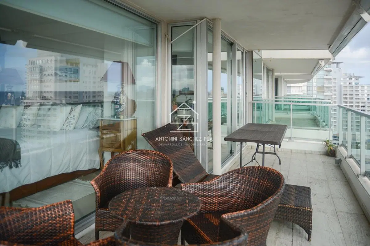 Departamento de 3 dormitorios en venta a pasos del mar. Gala Tower 4