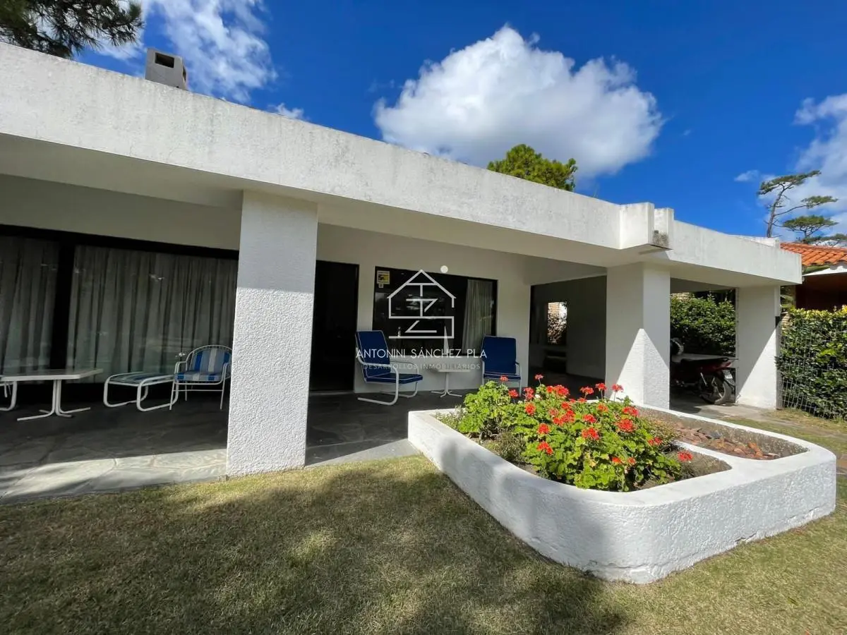 CHALET MUY CERCA DEL MAR EN MANSA 1