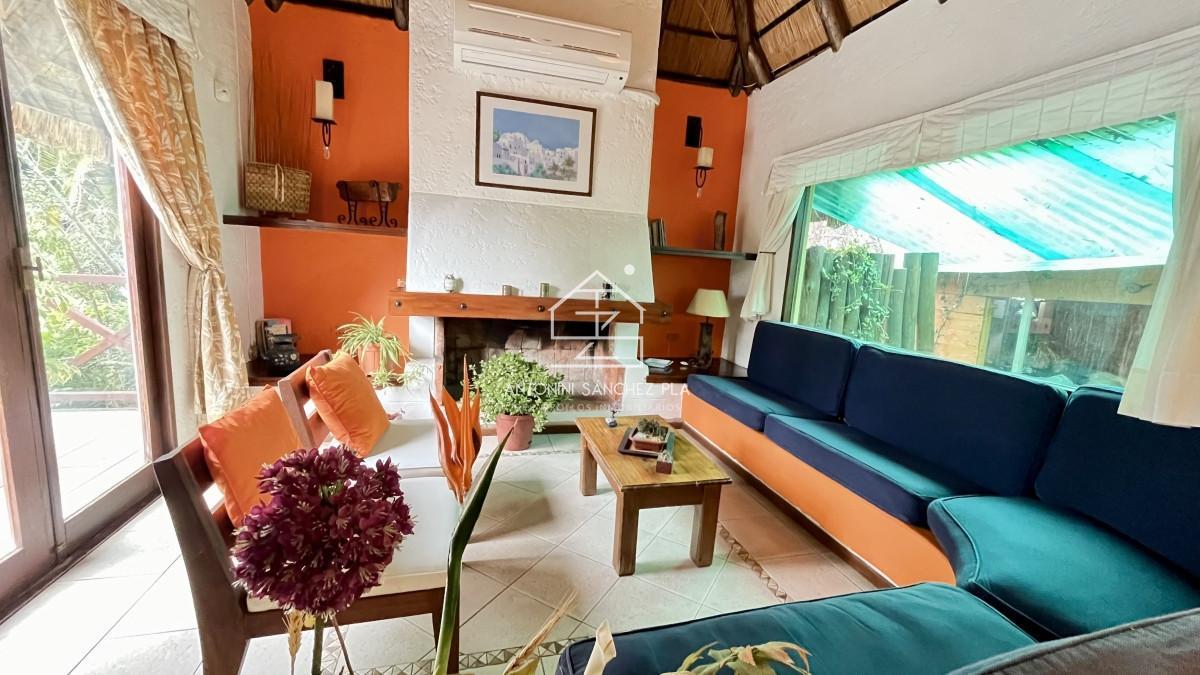 Foto de Casa VENTA 4 dormitorios 3 baños Punta Este, imagen 2