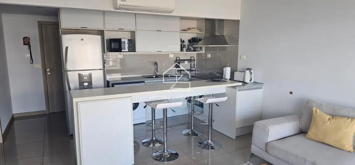 Alquiler apartamento un dormitorio y medio Punta del Este edificio Onix 3