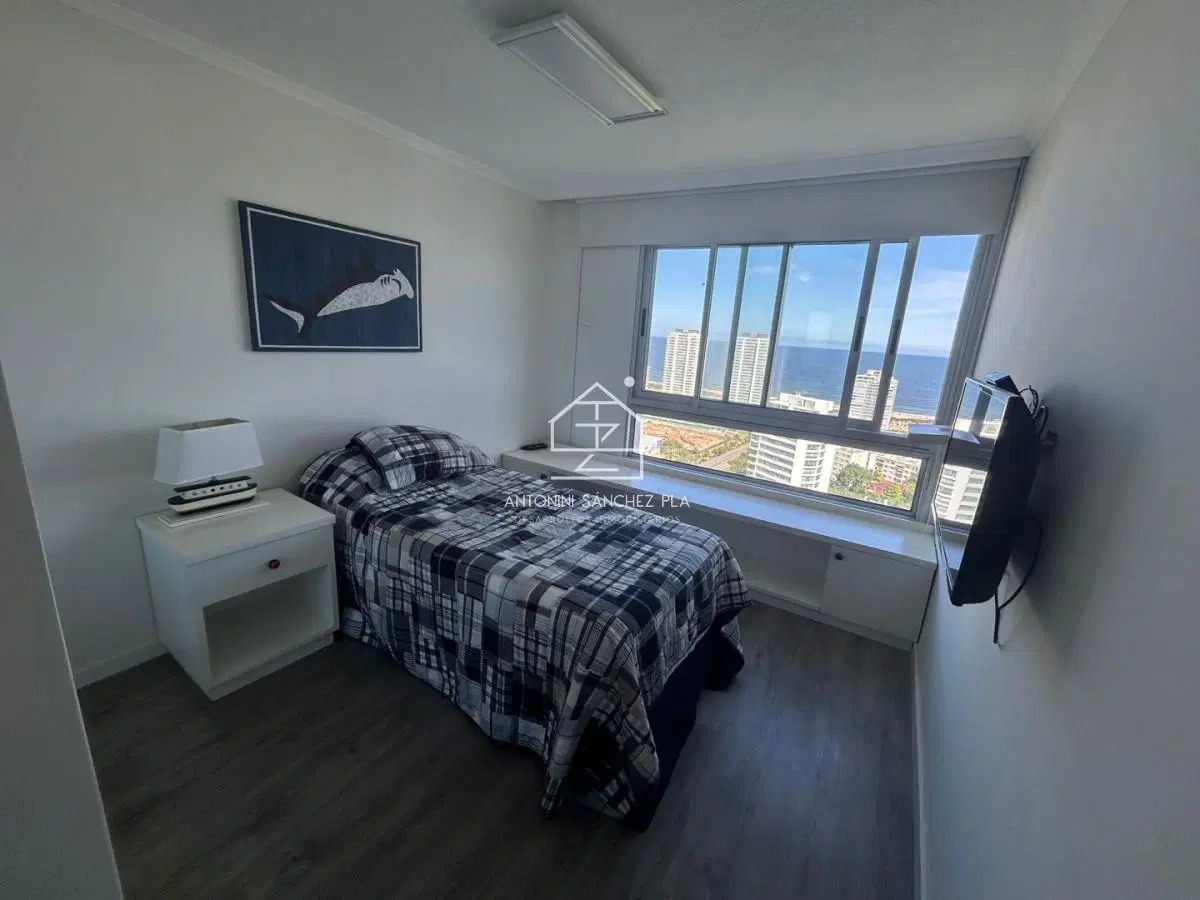 HERMOSO PENTHOUSE EN VENTA OCEAN DRIVE 2