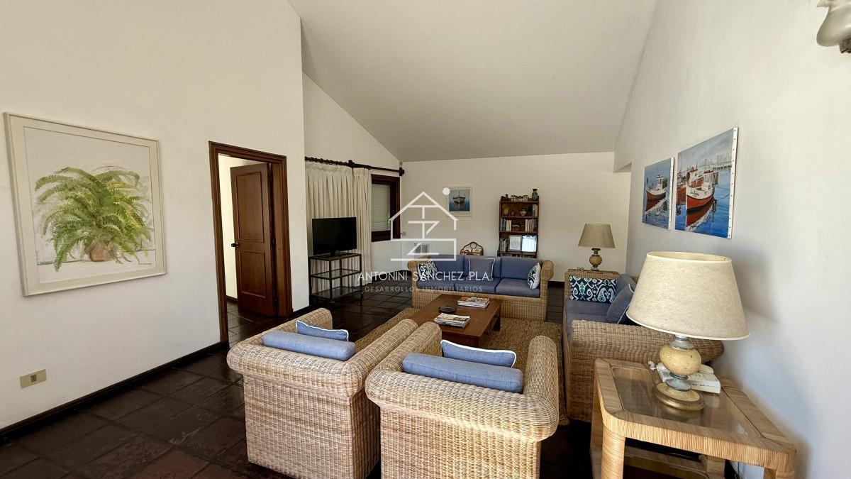 Foto de Venta Exclusiva CASA 8 Dormitorios Peninsula Punta Del este, imagen 3