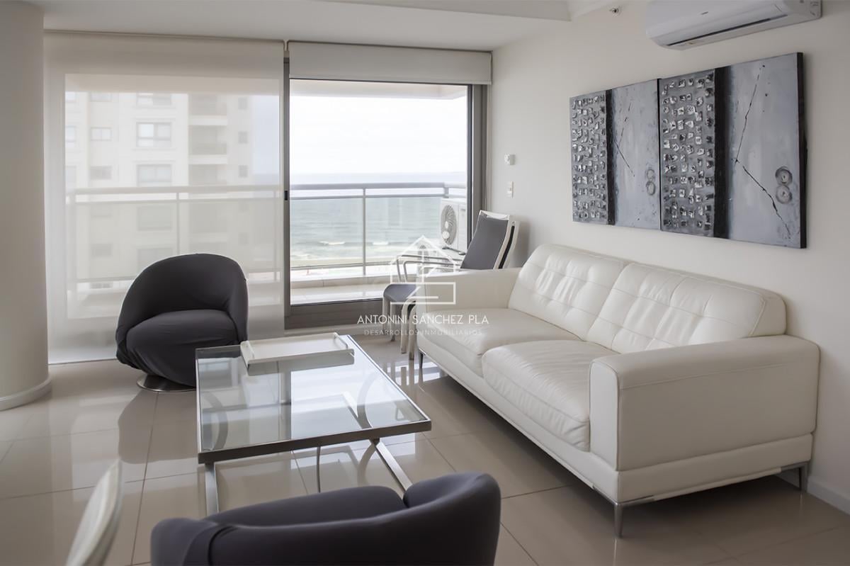Foto de Increíble apartamento con excelente vista al mar. Torre Imperiale., imagen 1