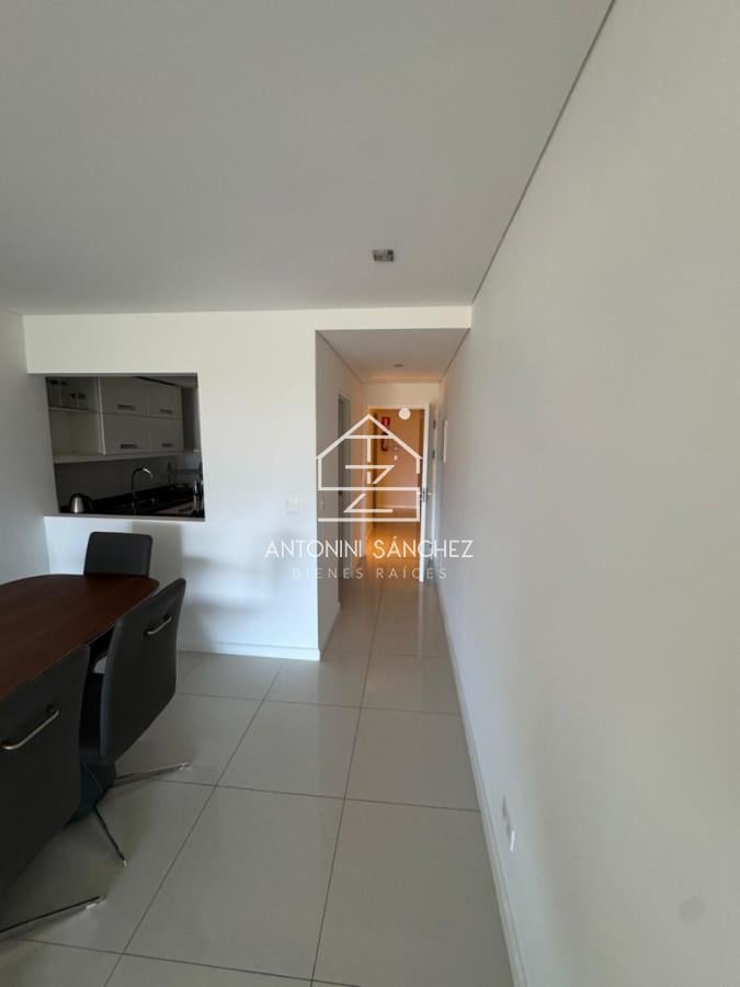 Foto de Venta apartamento dos dormitorios Punta del este Playa Mansa Vista al, imagen 3