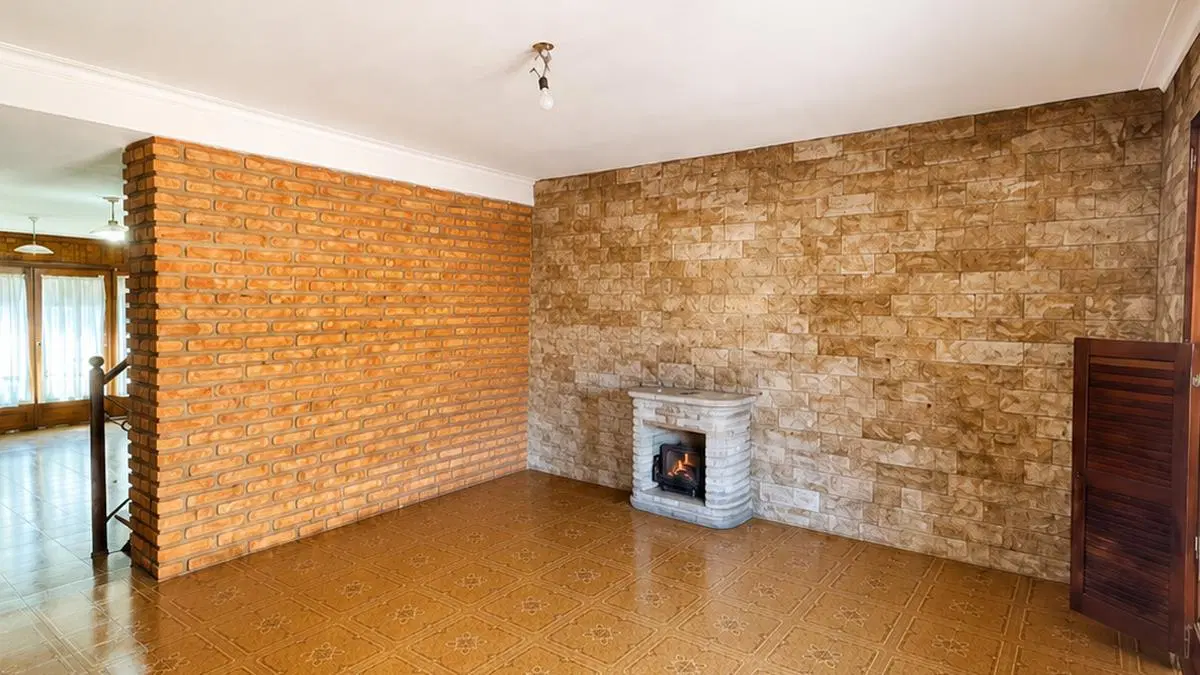 Excepcional casa de 4 dormitorios con patio, parrillero, terraza y cochera 2