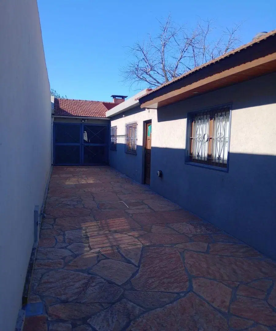 CHALET 6AMB en Moreno 1