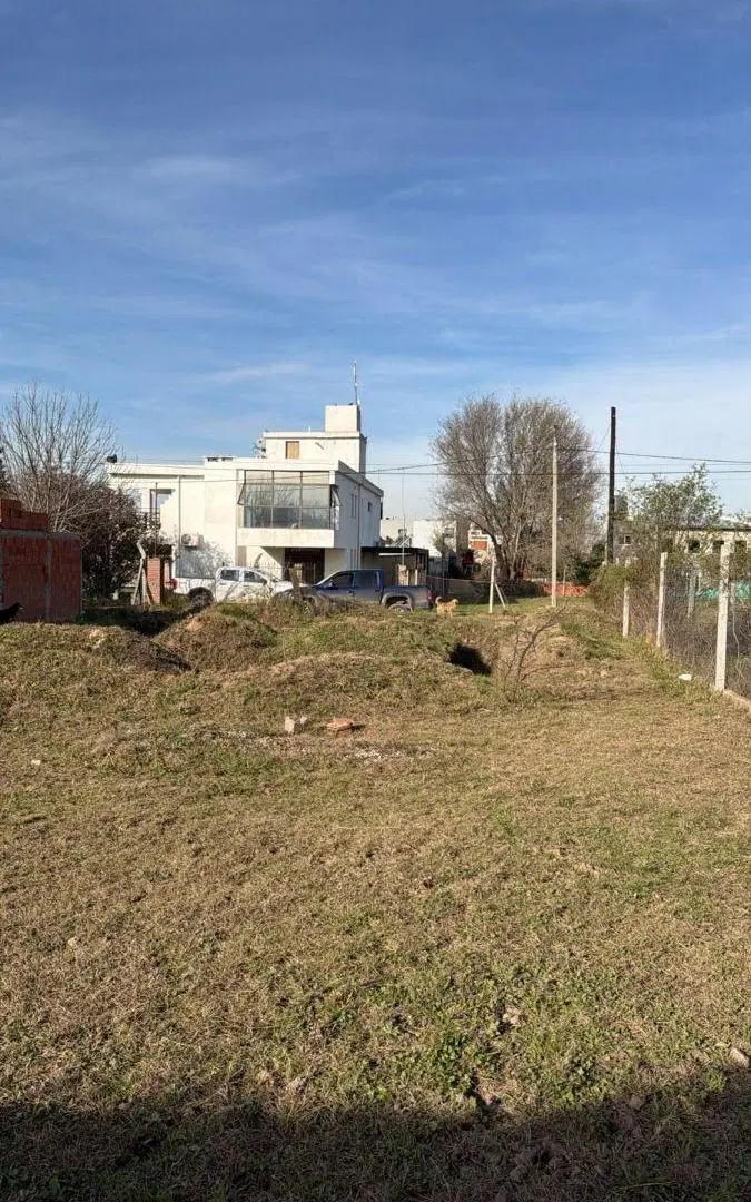 LOTE 403 M2 EN LOS OLIVOS ENTRE ESTANCIA LUCIA Y MI VALLE GOLF 3