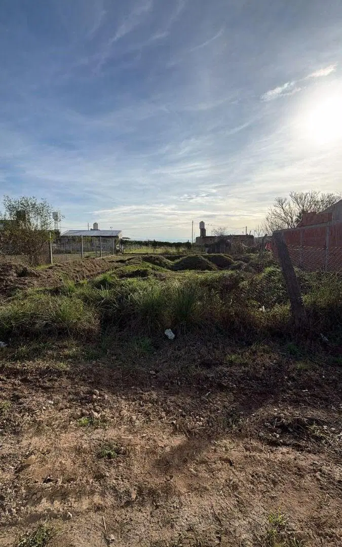 LOTE 403 M2 EN LOS OLIVOS ENTRE ESTANCIA LUCIA Y MI VALLE GOLF 4