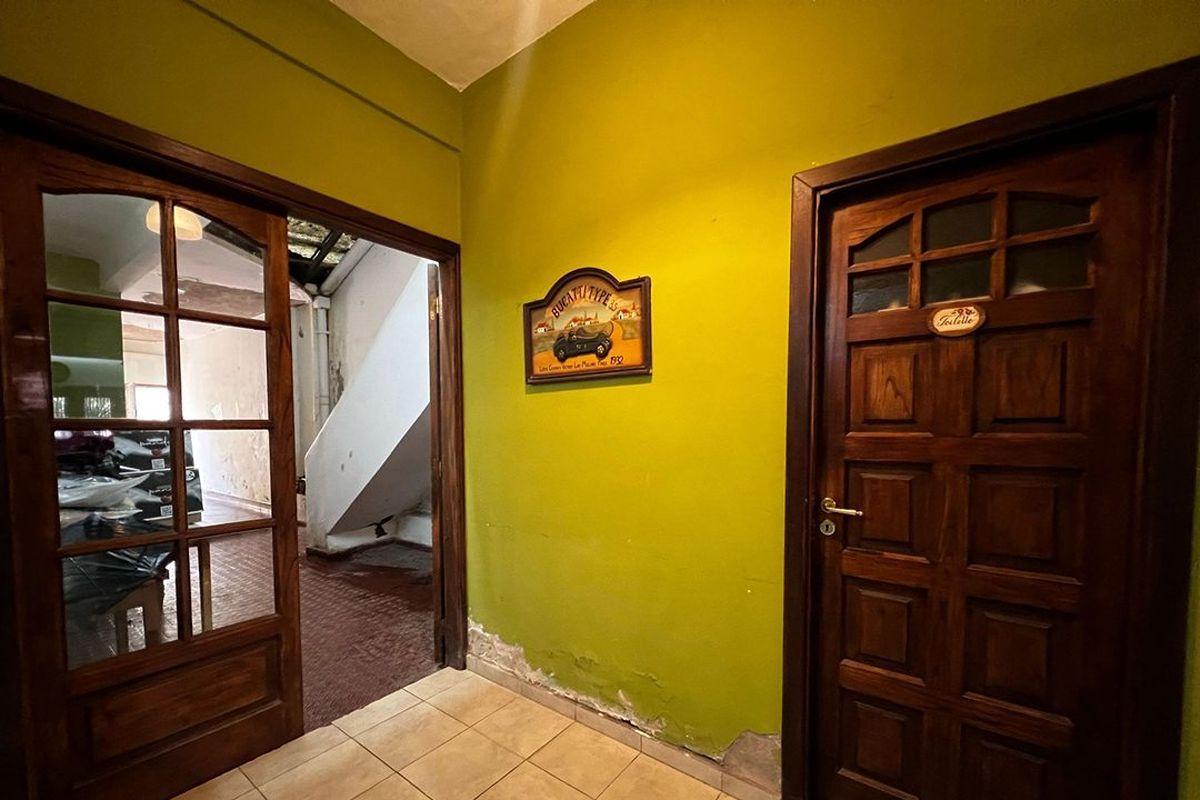 Foto de Venta Hotel a Reciclar La Perla 1 Cuadra del Mar, imagen 1