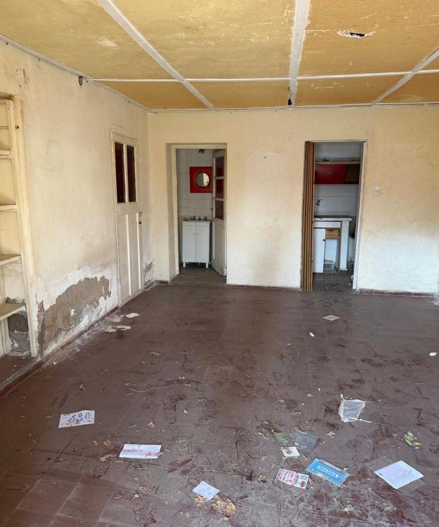 Foto de CASA DE ABOBE A DEMOLER EN EXCELENTE UBICACIÓN. A METROS DE LA 5TA, imagen 4