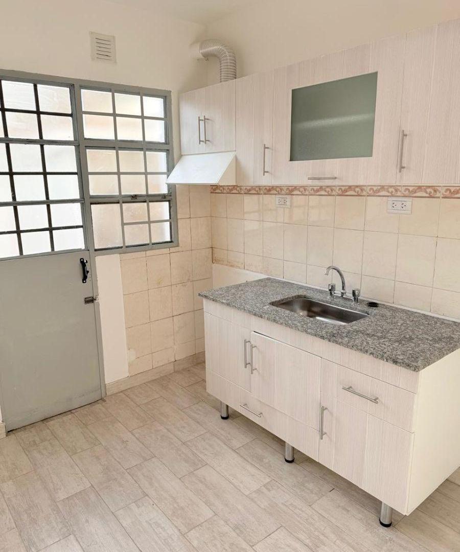 Foto de ALQUILO HERMOSO DÚPLEX BARRIO CEC GODOY CRUZ, imagen 4
