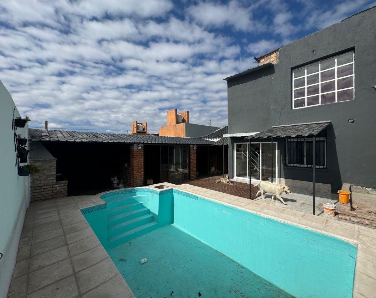 Foto de Casa con pileta en Maipu, imagen 4