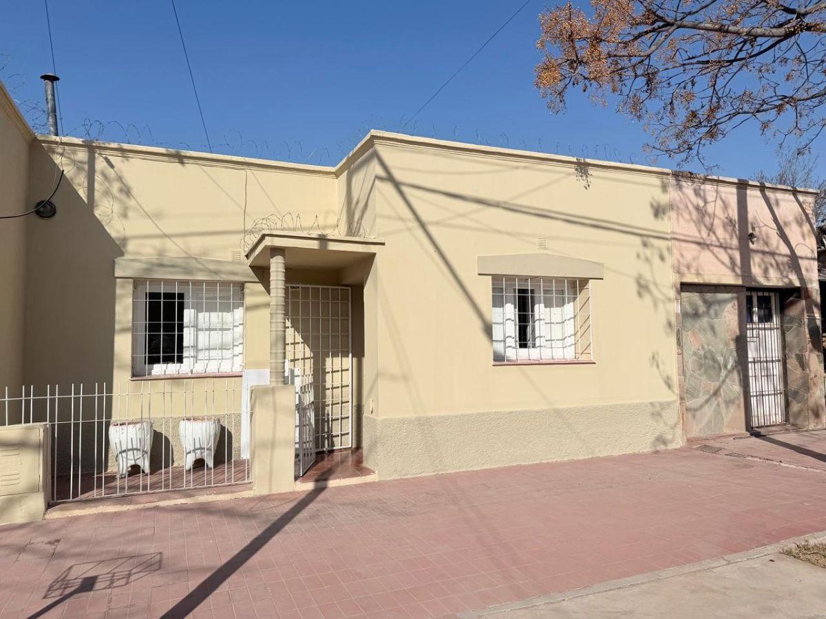 Foto de VENDO CASA MIXTA A VALOR TERRENO, imagen 1