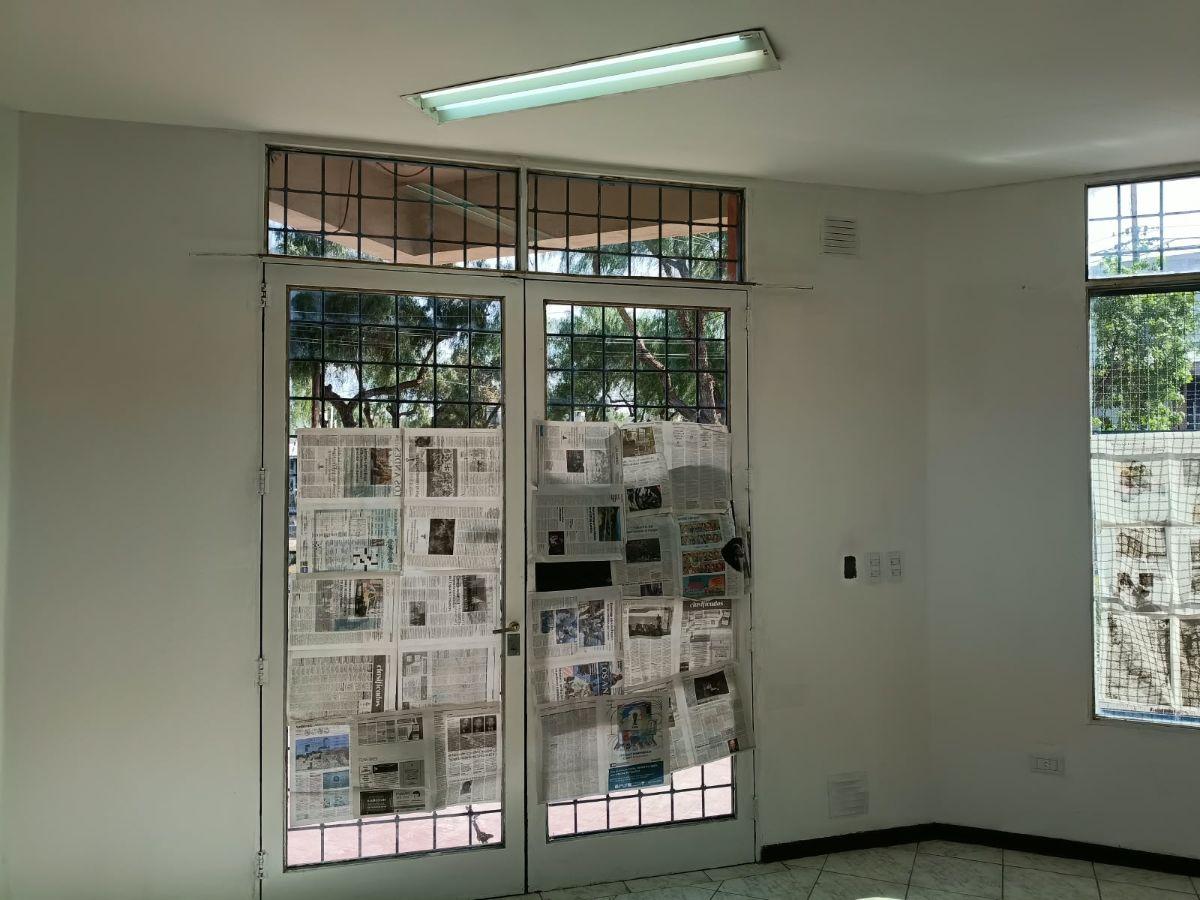 Foto de LEYTON+ ALQUILA LOCAL COMERCIAL ESQUINA . OPORTUNIDAD!, imagen 2