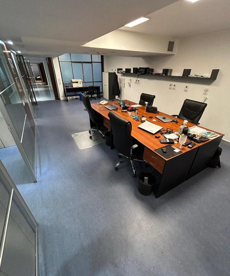 Venta Oficina AAA c cocheras en el Centro Porteño
