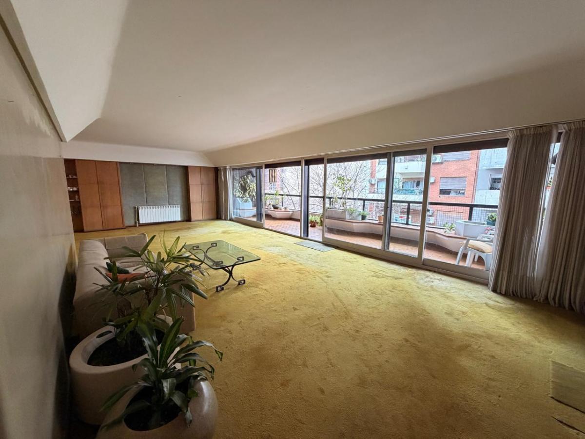 Foto de Venta Departamento de Categoria 5 amb en Belgrano, imagen 1