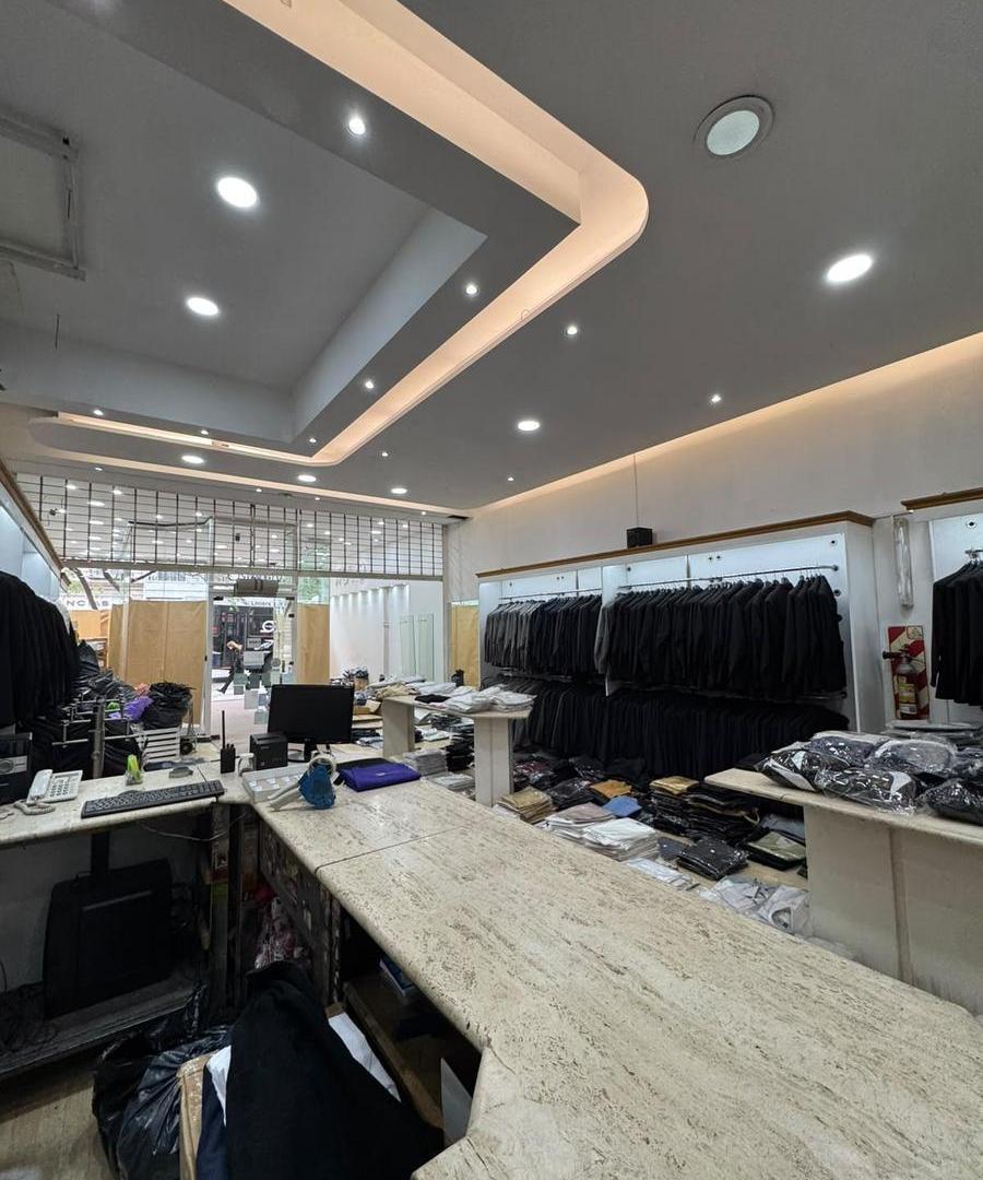 Foto de Alquiler de local comercial sobre Av. Santa Fe, imagen 4