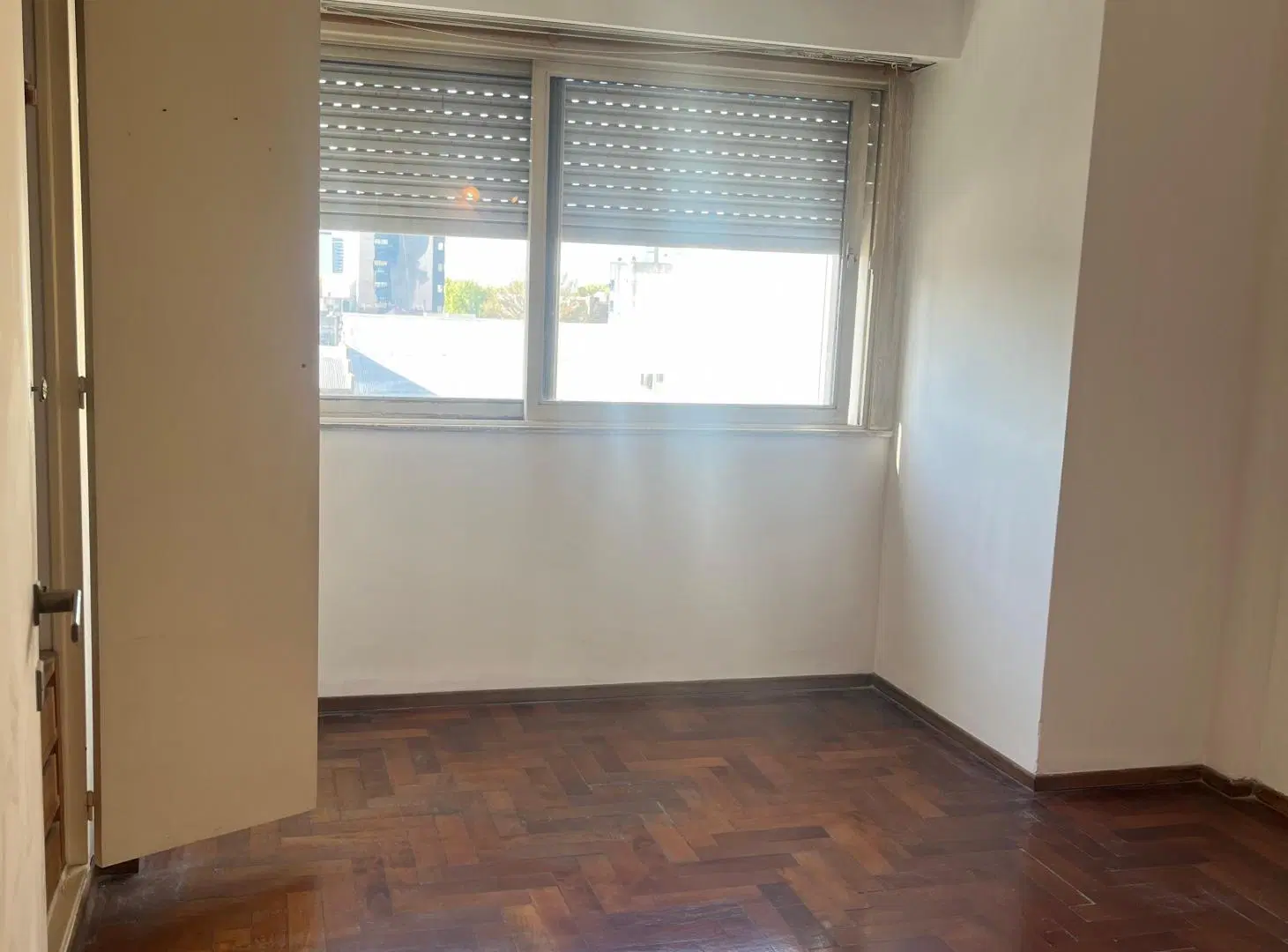 DEPARTAMENTO 3 AMBIENTES EN VENTA EN BANFIELD 3