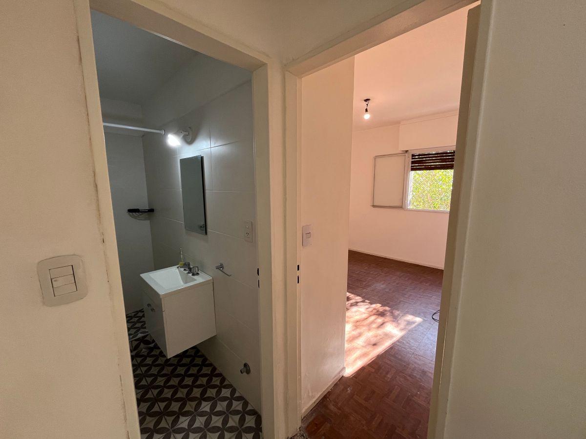 Foto de DEPARTAMENTO 2 AMBIENTES EN ALQUILER EN LAS LOMITAS, imagen 4