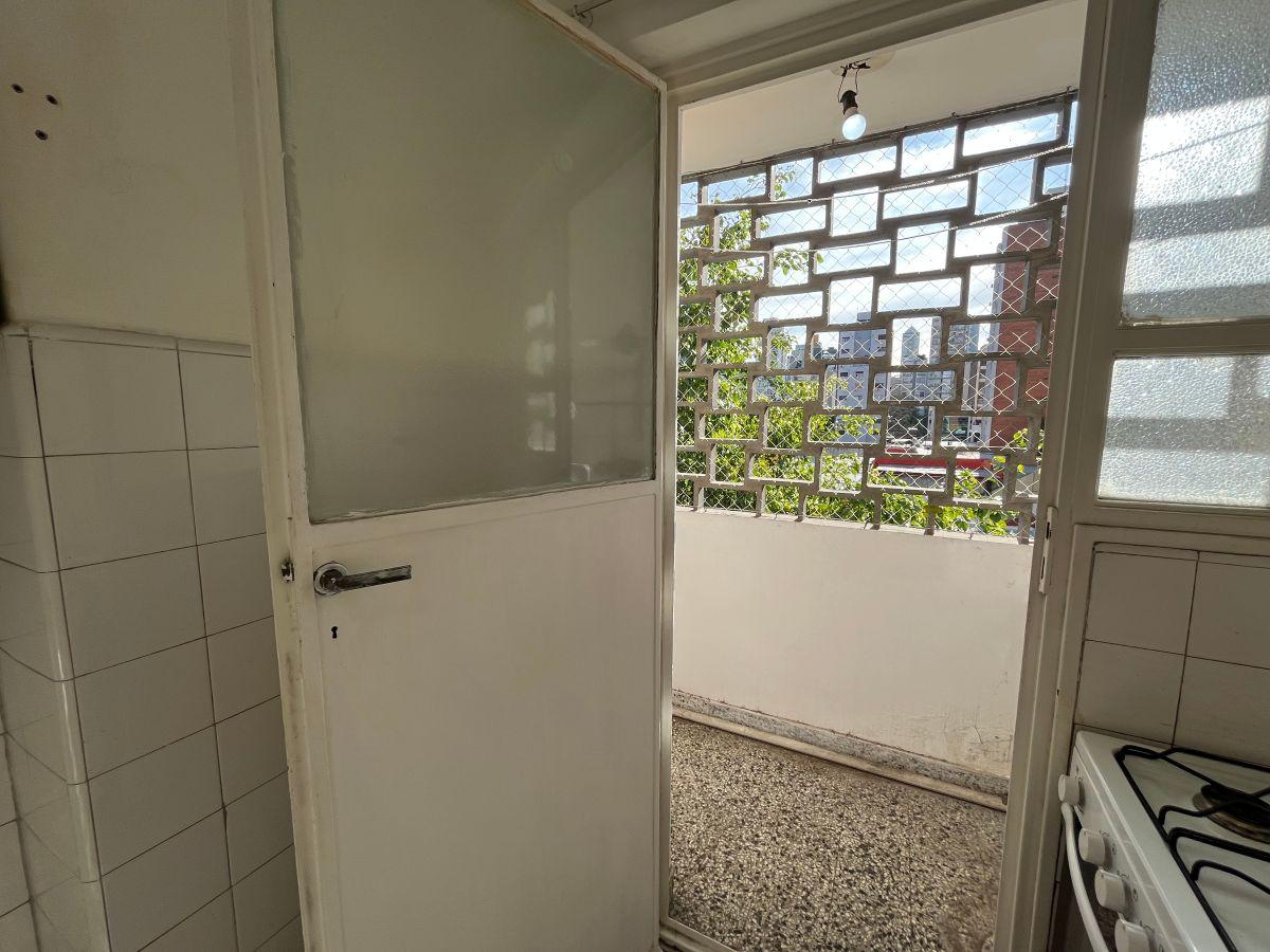 Foto de DEPARTAMENTO 2 AMBIENTES EN ALQUILER EN LAS LOMITAS, imagen 2