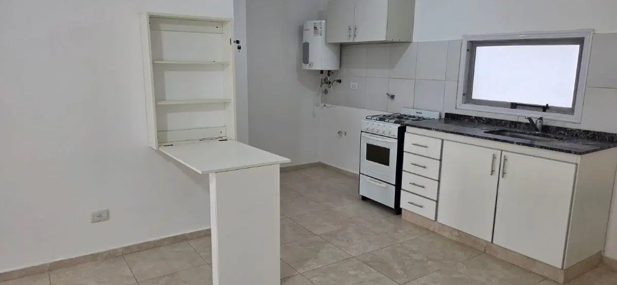 ALQUILER – Depto 1 dormitorio con balcón y amenities – B° Alto Alberdi
9 de Julio 2987 3