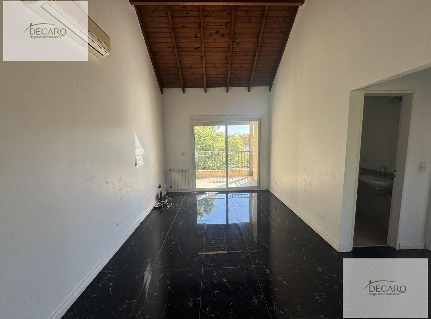 Departamento en North ville Pilar, excelente ubicación.
