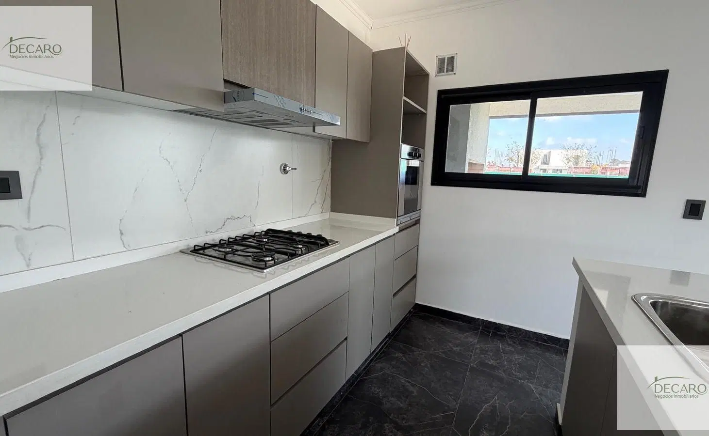 Hermosa casa desarrollada en 1 planta 4