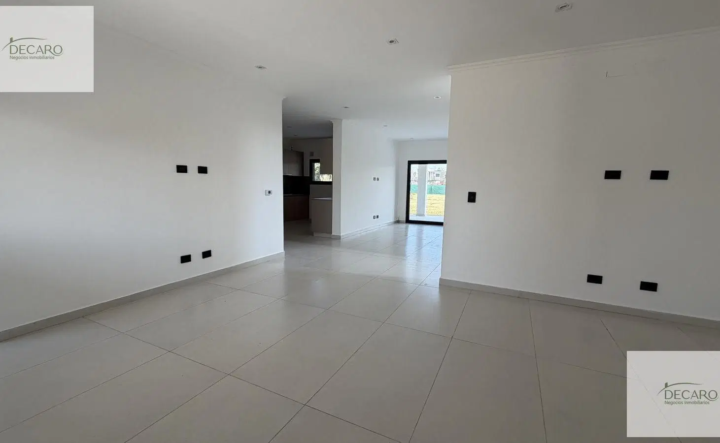 Hermosa casa a estrenar ubicada en lote central 2