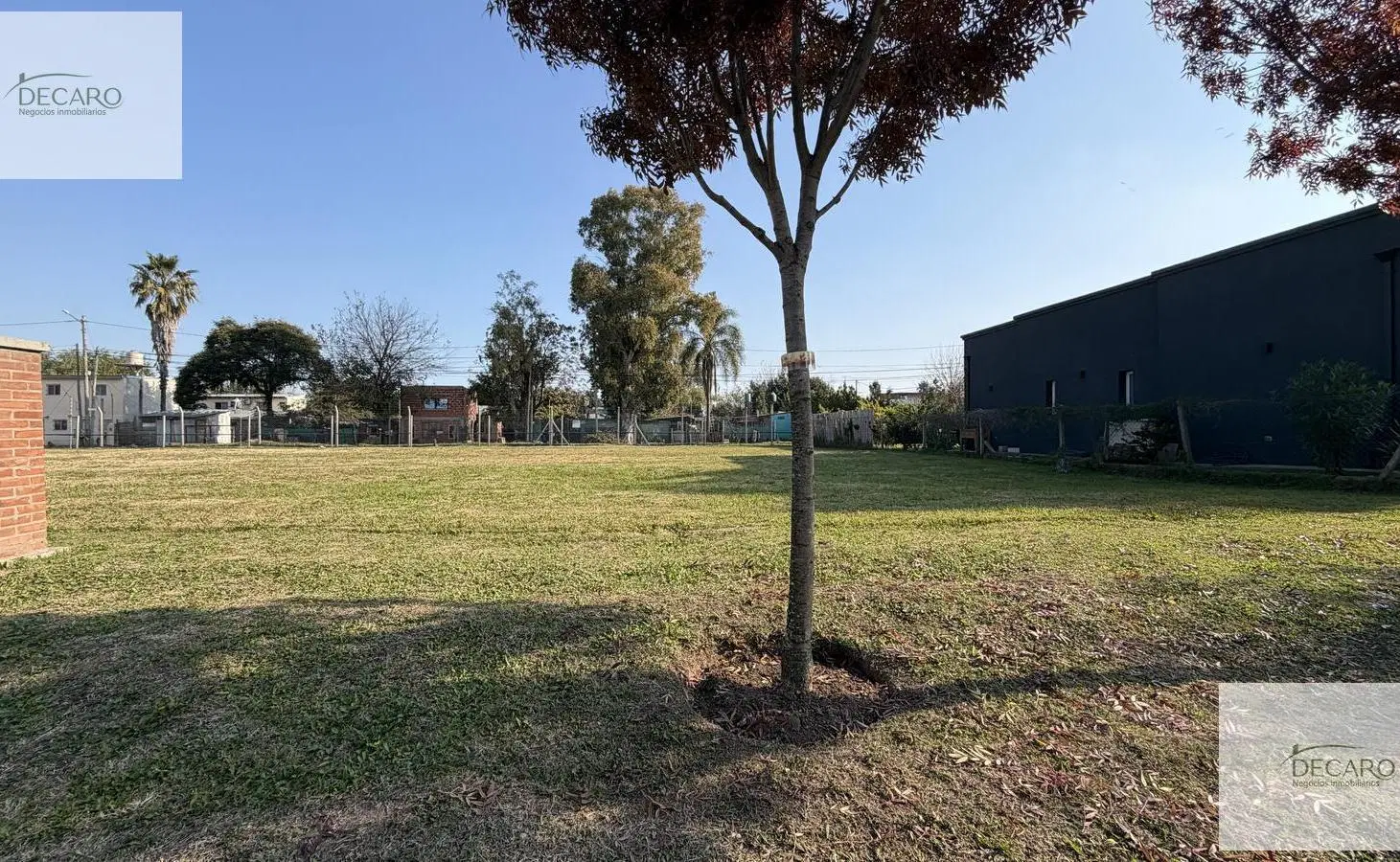 Lote en barrio Santo Tomas 2
