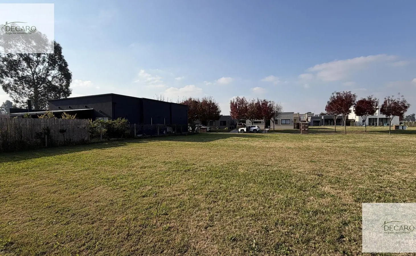 Lote en barrio Santo Tomas 1