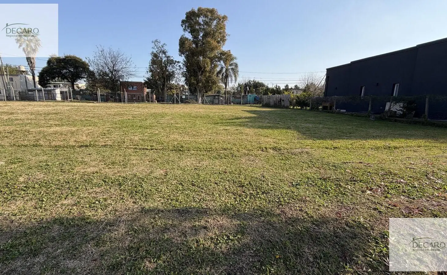 Lote en barrio Santo Tomas 3
