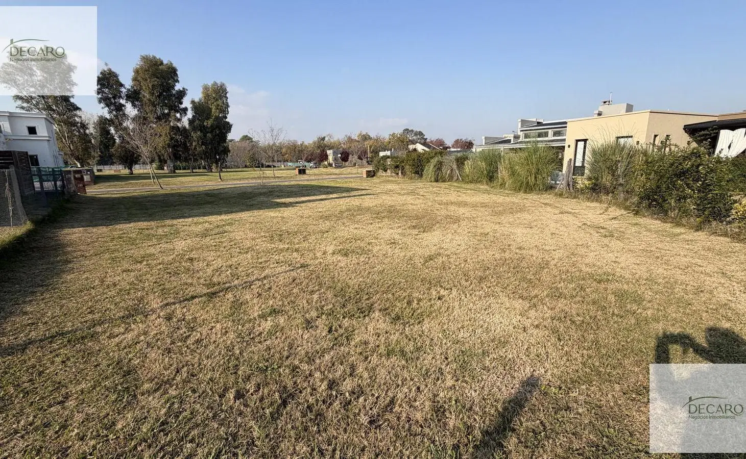 Lote central de 550 metros 3