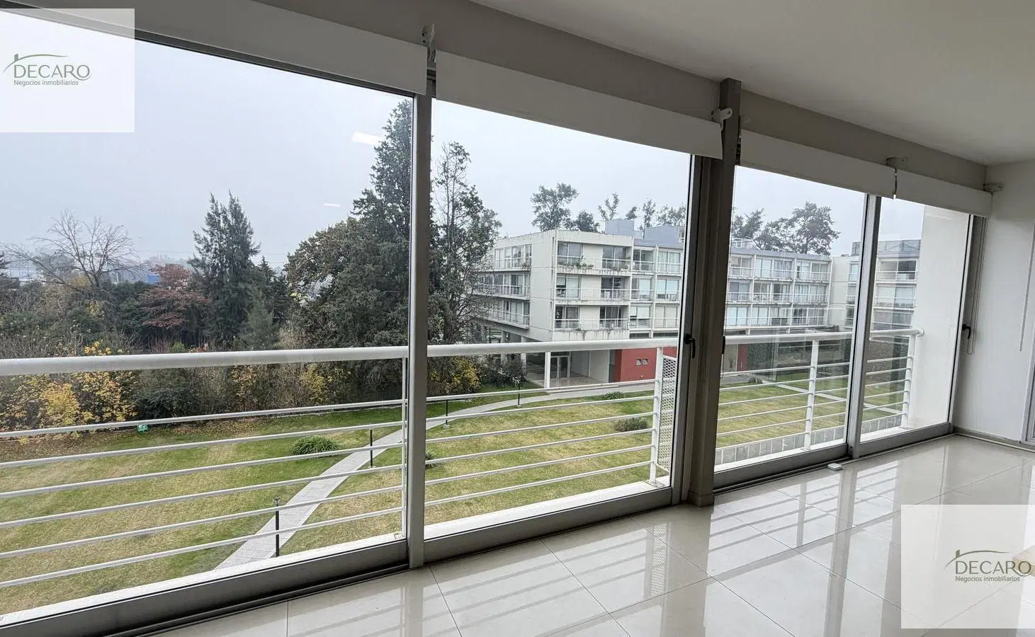 Buen departamento con amplia vista al verde 3