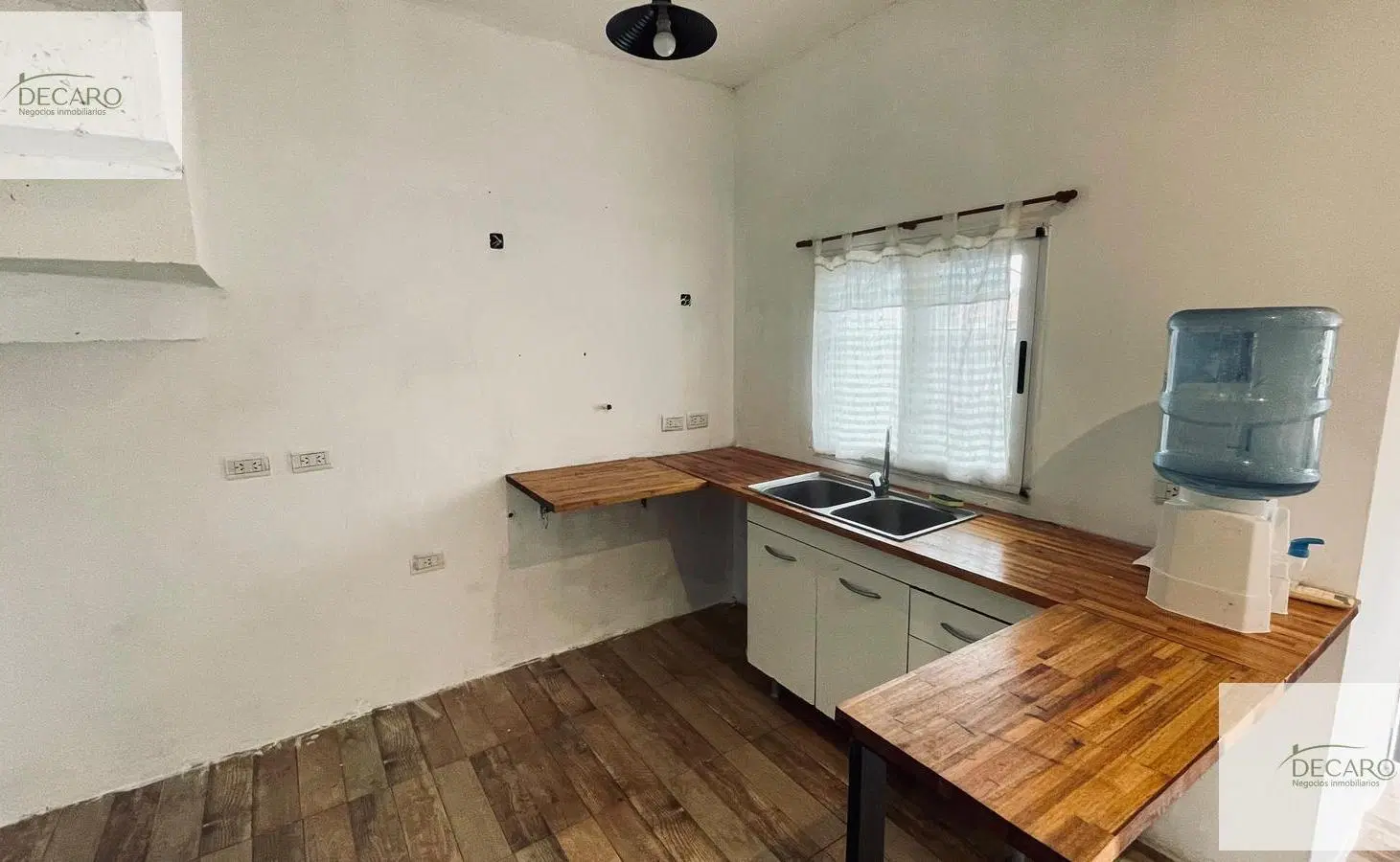 Casa en venta preparada para un segundo piso en Barrio Parque Astolfi 1 4