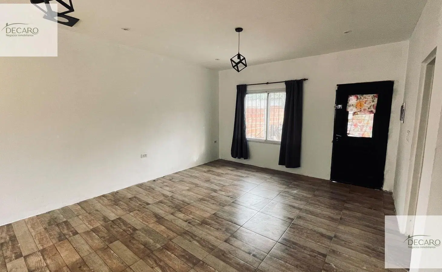Casa en venta preparada para un segundo piso en Barrio Parque Astolfi 1 8