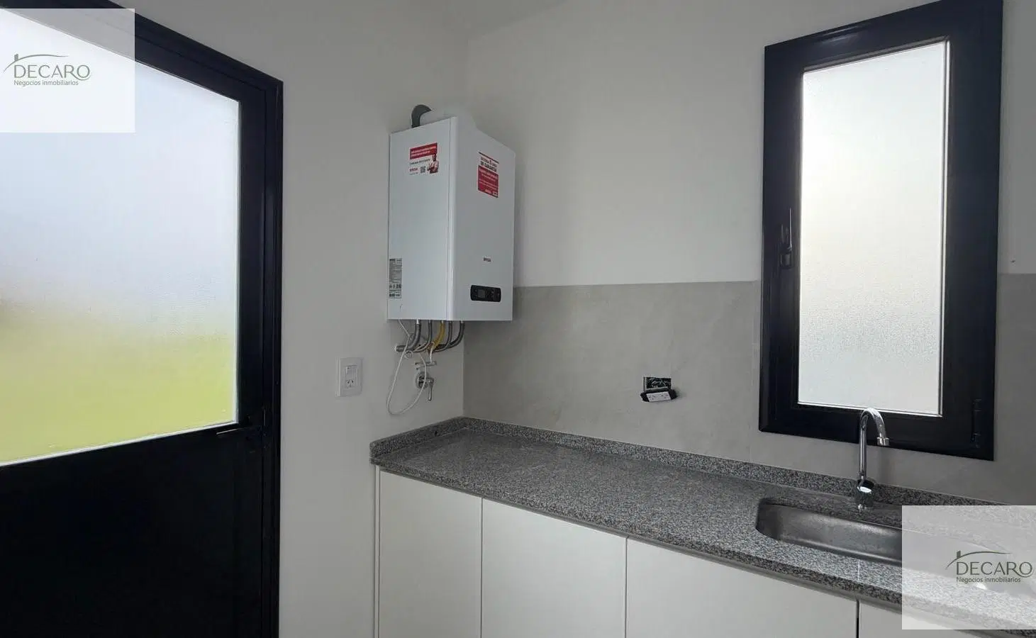 Casa para la venta en Santa Elisa 1