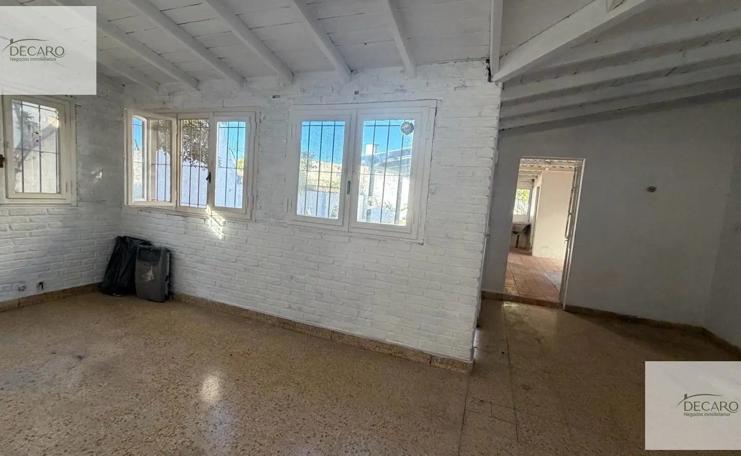 Casa para la venta de 3 ambientes en Pilar 4