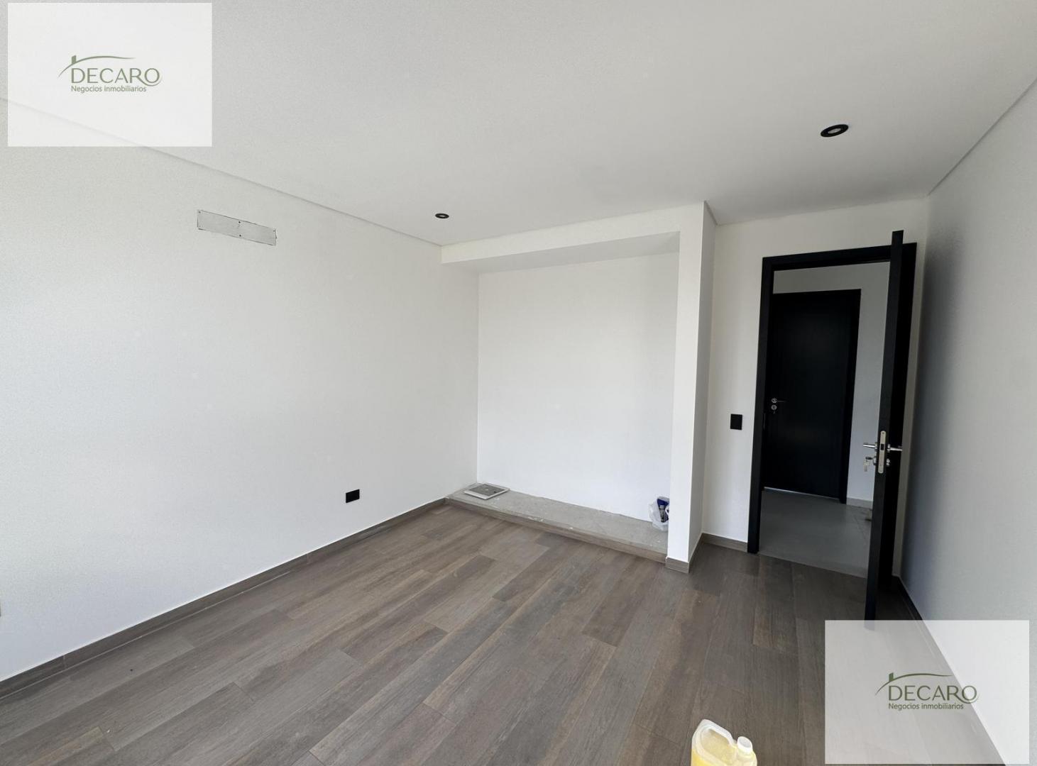 Foto de Casa en Santa Sofía, 3 dormitorios, 3 baños., imagen 4