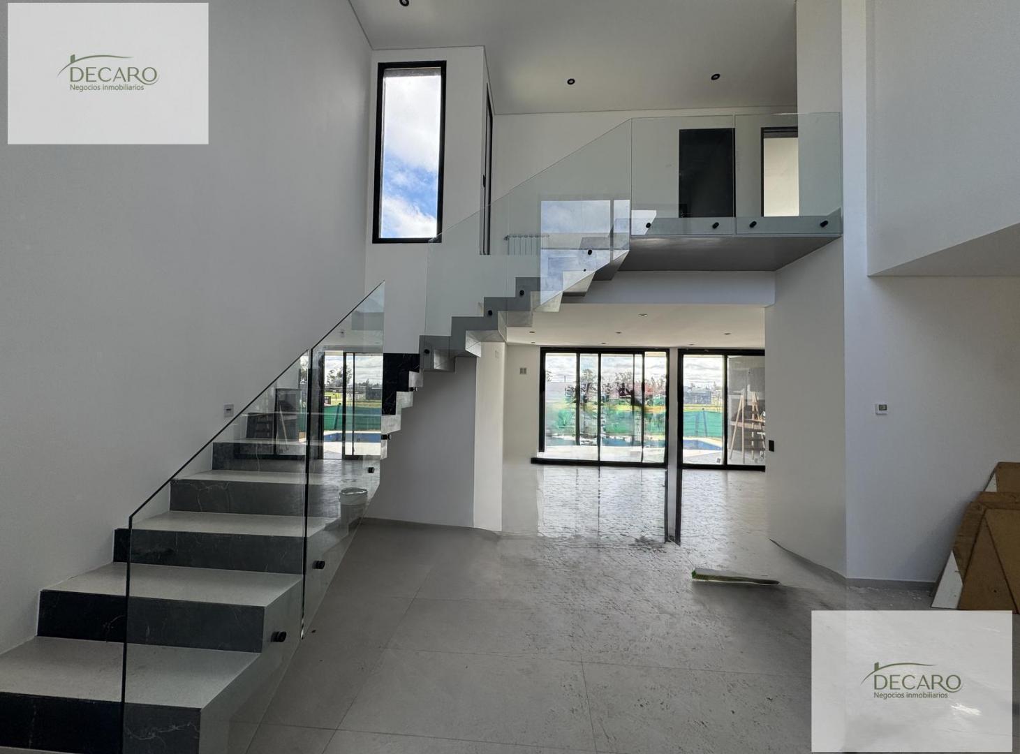 Foto de Casa en Santa Sofía, 3 dormitorios, 3 baños., imagen 2