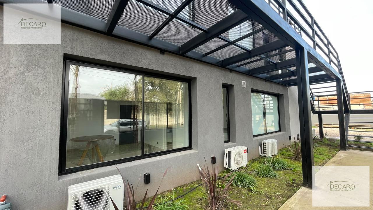 Foto de Venta de moderno monoambiente en Pilar, imagen 1
