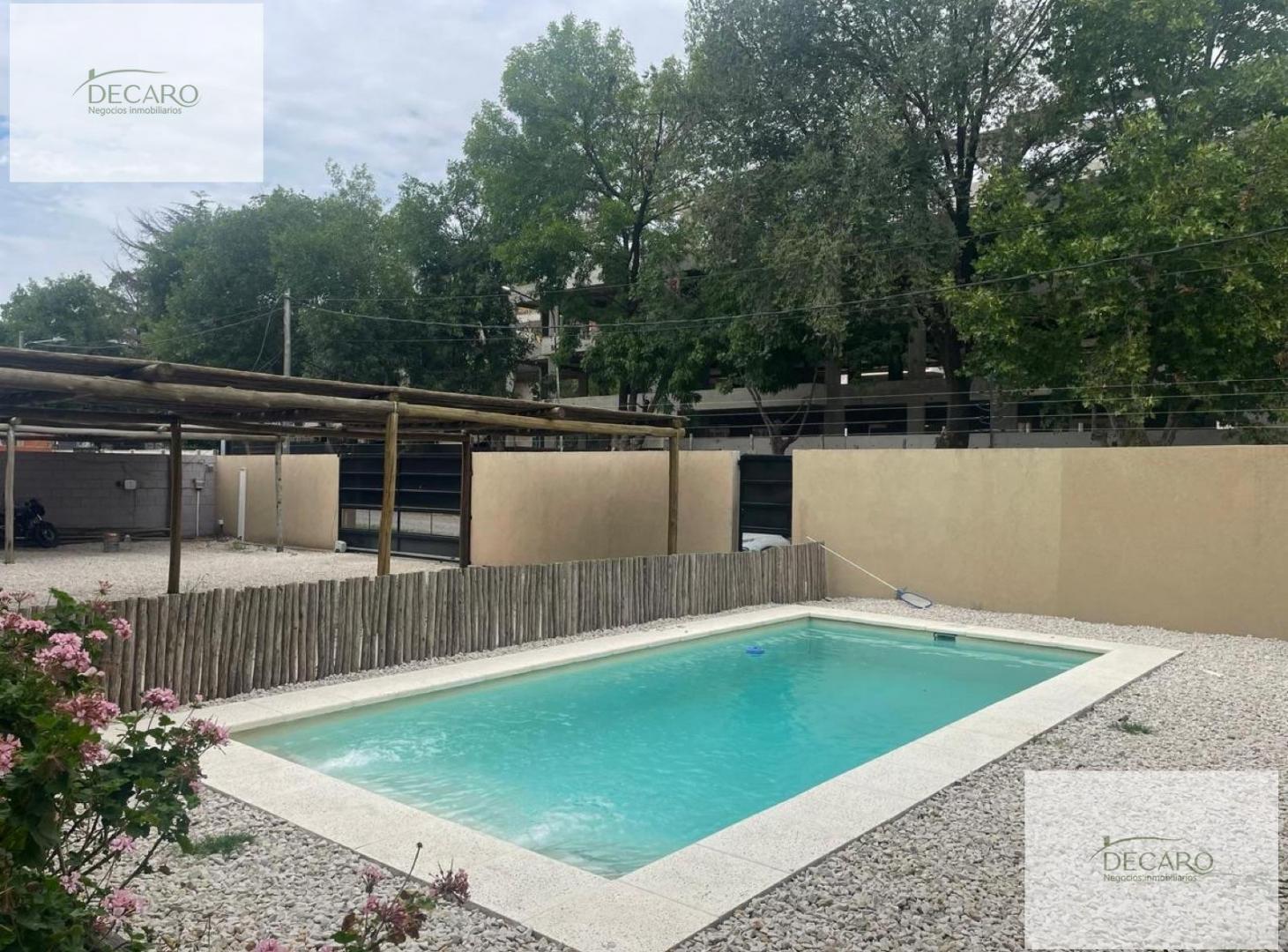 Foto de Dúplex de 3 ambientes con jardín en Condominio en Pilar, a metros de, imagen 2