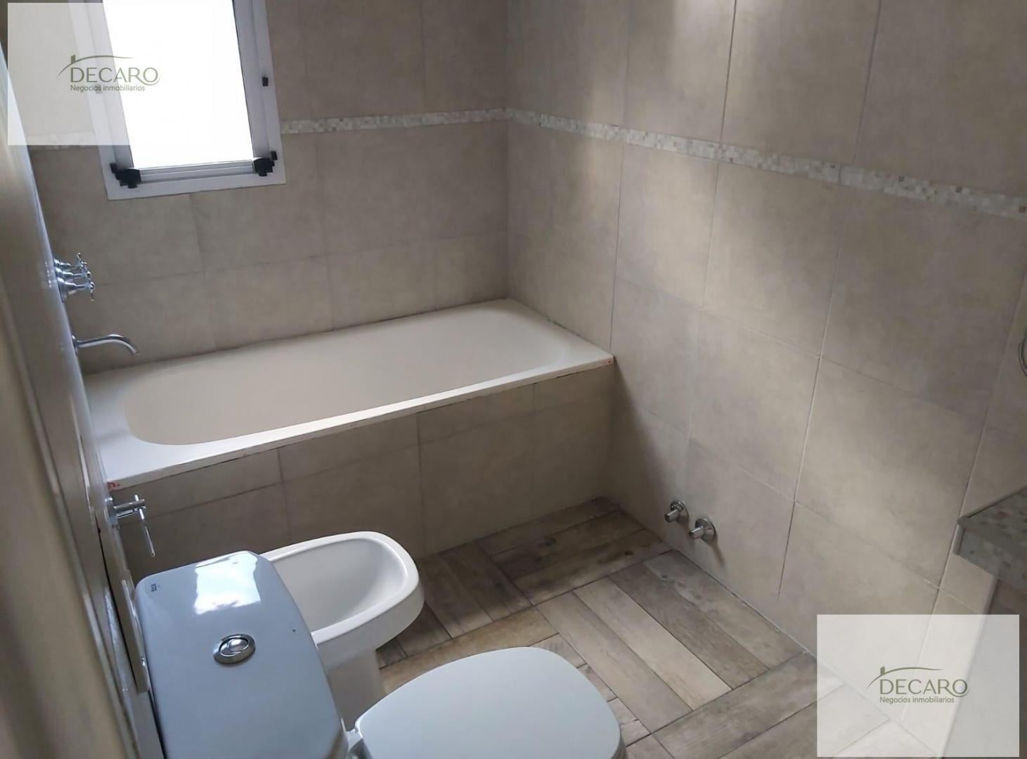 Foto de Casa de 5 ambientes para la venta en Pilar del Este San Eduardo Pilar, imagen 5